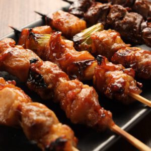 brocheta pollo yakitori