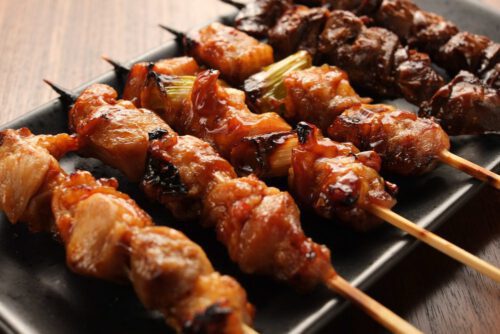 brocheta pollo yakitori