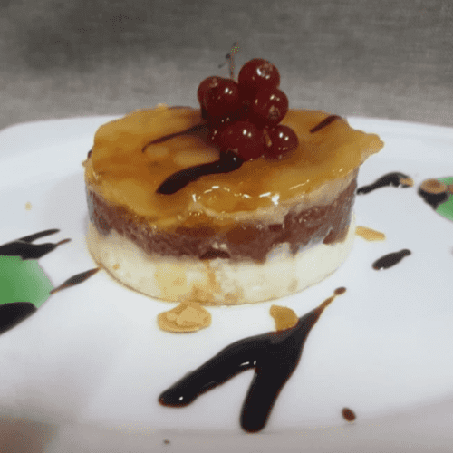 Timbal de queso de cabra, mousse de pato, manzana y membrillo - Imagen 3