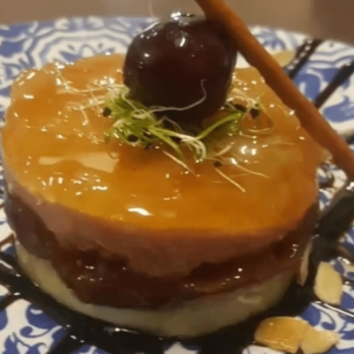 Timbal de queso de cabra, mousse de pato, manzana y membrillo - Imagen 2